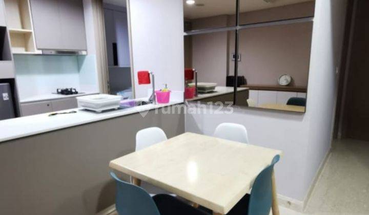 Apartemen Gold Coast 2 Kamar Tidur Furnished 1