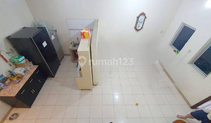 Rumah Jembatan Lima 3 lantai,rapih,ada carport dan akses lebar 6