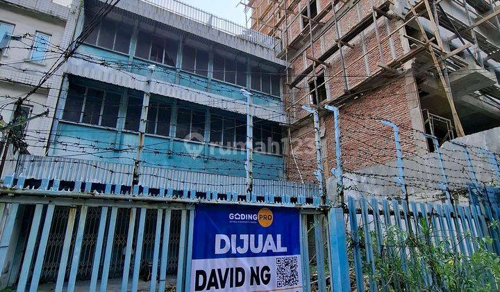 Rumah Superbesar Tamasari Raya Mangga Besar  1