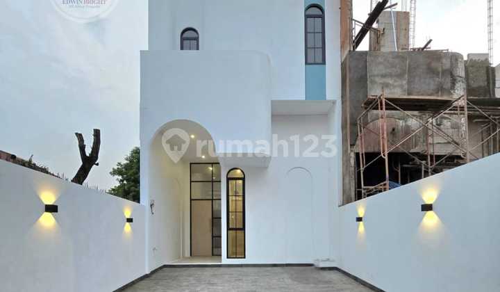 Brand new mezzanine type house in a complex in Joglo, West Jakarta