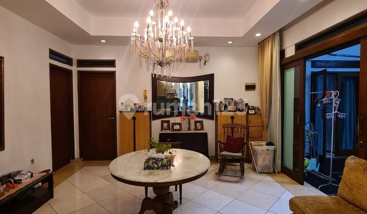 Beautiful semi-furnished house ready to occupy in Radio Dalam, South Jakarta