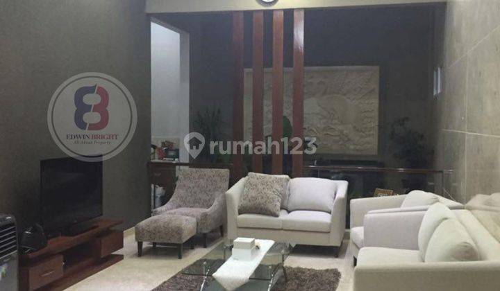 Rumah mewah siap huni semi furnish di Jatiwaringin Pondok Gede  1