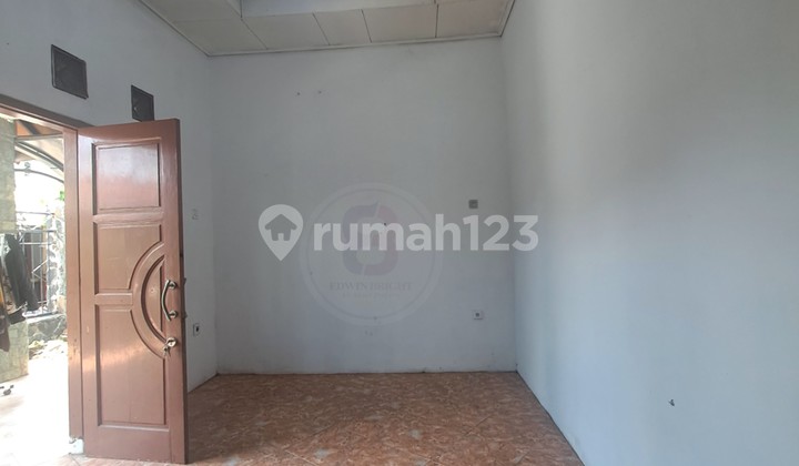 Dijual Rumah Murah Hitung Tanah di Pinang Tangerang