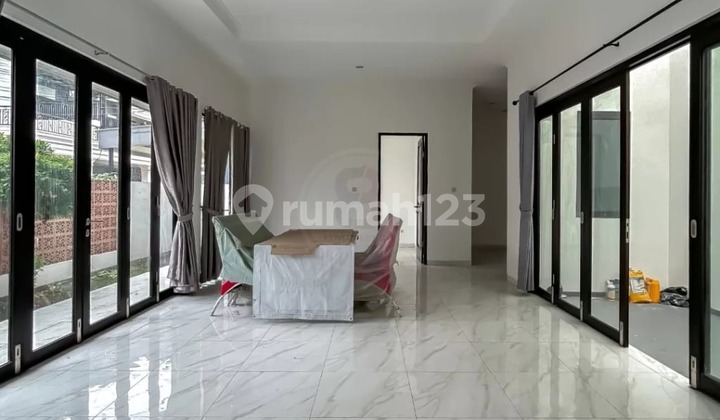 Rumah Baru 2 Lantai Semi Furnished Di Meruya Jakarta Barat 2