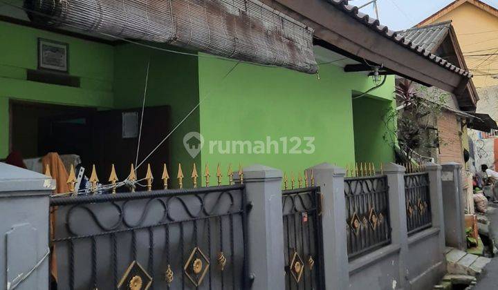 Jual Rumah 2 Lantai di Utan Kayu Hanya 3 Menit Dari Tol Rawamangun, 021 1