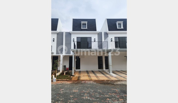 Quick Sale - Price Reduced Modern French Style Residence at the Maison De Wisteria Cluster, Metland Menteng - Premium Location!! 028 Quick Sale - Price Reduced Modern French Style Residence at the Maison De Wisteria Cluster, Metland Menteng - Premium Location!! 028