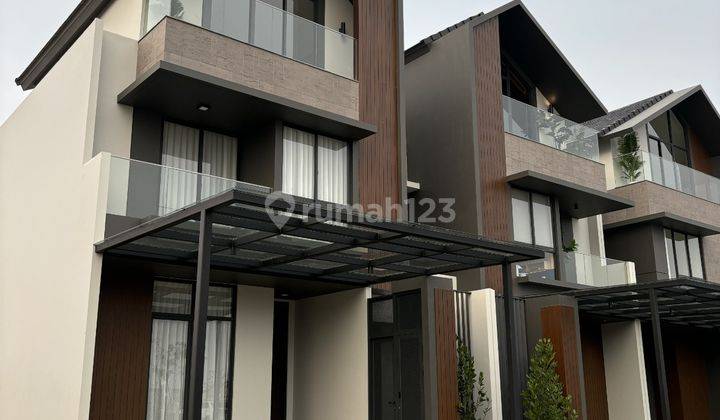 Dijual Rumah 2 Lantai Type 7x13 M2 Cluster Vanica Residence Summarecon Crown Gading  20