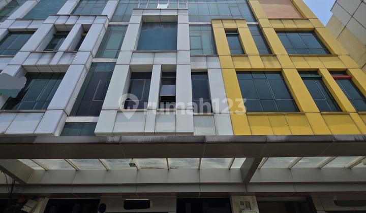 For Sale: 5-Story Graha Boulevard Shop House with Private Elevator in Kelapa Gading Business Center 029 For Sale: 5-Story Graha Boulevard Shop House with Private Elevator in Kelapa Gading Business Center 029