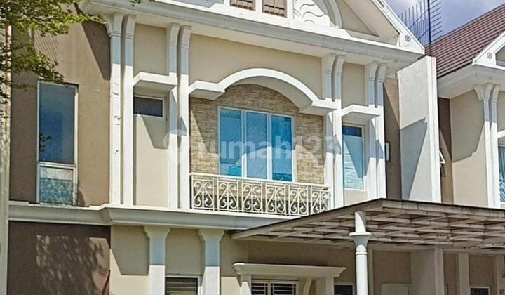 DIJUAL RUMAH MEWAH GAYA EROPA 2,5 Lantai di Jakarta Garden City, Cakung, 029