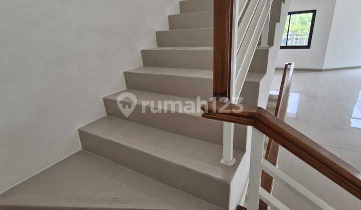 Disewa Ruko Exckusive 3 Lantai Di New East Jakarta Garden City, Cakung 018 co 028 2