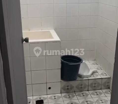 For Rent Strategic Shophouse - Taman Pulo Gebang, East Jakarta 2