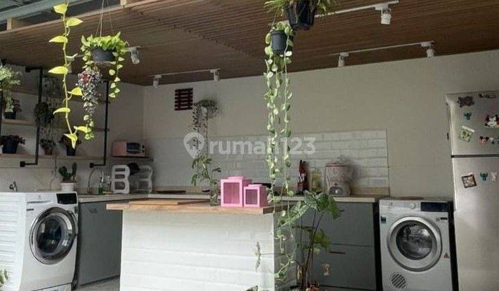 Rumah 2 lantai berkonsep Modern, Di Clover hill Joglo Jakarta Barat 2