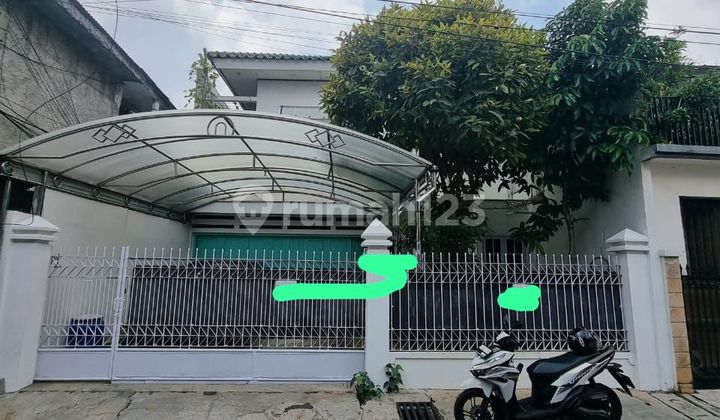 Rumah Dijual Full Furnished Wah Enak Nih Dan Strategis Jaksel Loh Tinggal Masuk Aja Minim Renovasi Rumah Dijual Full Furnished Wah Enak Nih Dan Strategis Jaksel Loh Tinggal Masuk Aja Minim Renovasi