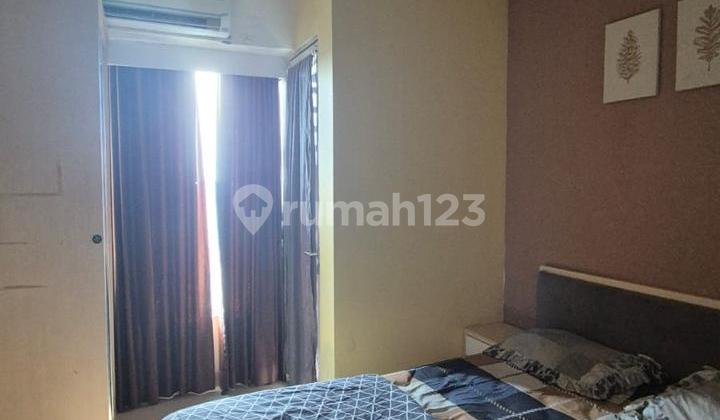 For sale: 24-square-meter studio above a mall, developed by a state-owned enterprise, already equipped with natural gas.