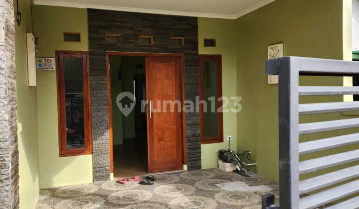 Disewakan Per Tahun Lingkungan dan Rumah Bersih 2