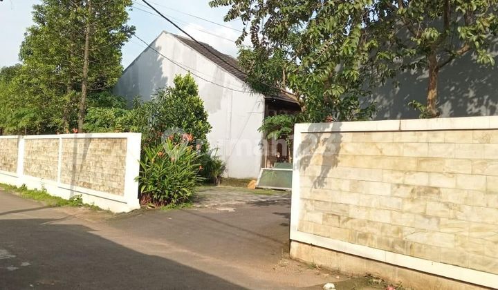 For Sale Second Hand House in Mustika Near Familia Urban 2