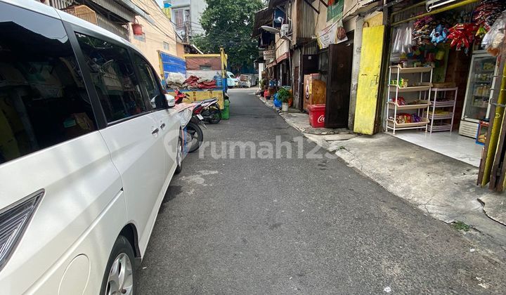 Kost 3 Lantai di Kartini, Sawah Besar, Jakarta Pusat 9