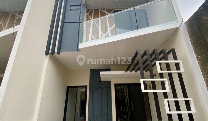 Rumah 2 Lantai Hanya Dp 50 Juta Dekat Kampus Petra Siwalankerto Jalan A. Yani  1