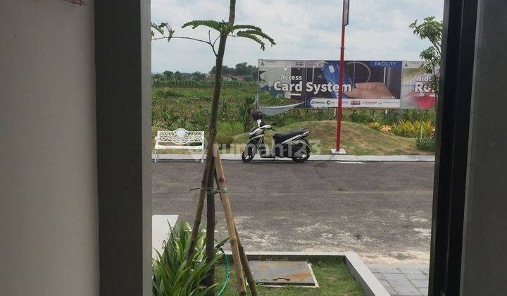 Rumah Dekat Tol Cerme Gresik Murah Bisa Plus Kolam Renang  2