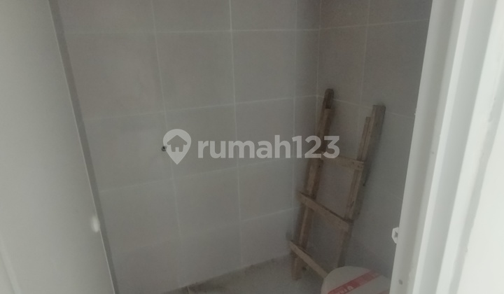 Rumah Super Murah di Kebraon Dekat 2 Gate Tol dan Pusat Bisnis di Wiyung 2