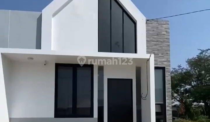 Rumah Murah Fasilitas Kolam Renang Di Buduran 1