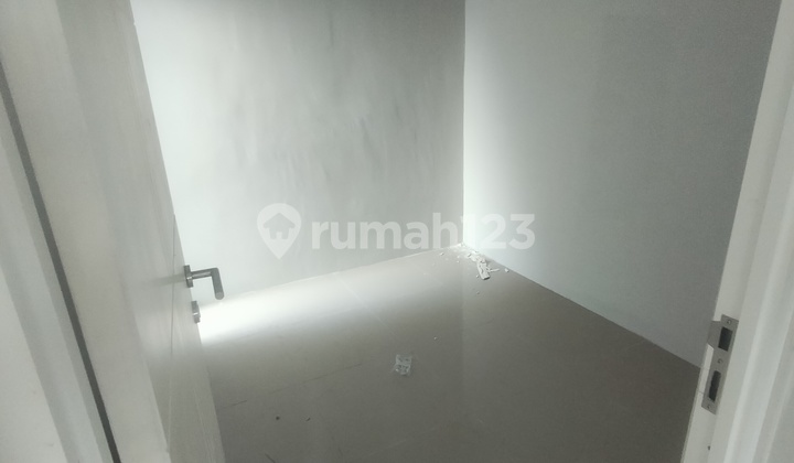 Rumah Dekat Tol Gunungsari Murah. Dekat Jambangan. SHM. Hanya 3 Unit.