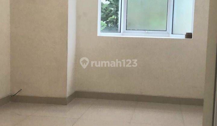 Di Jual Rumah Gading Serpong di Milano Village  2