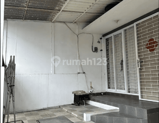 Jual Cepat Rumah 2 Lantai 3 Kamar Murah  1