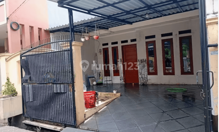 Dijual Rumah 2KT 94m² di Jl Pesantren Kreo Selatan 1