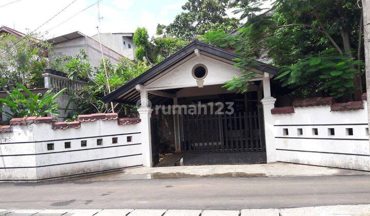 Dijual Rumah Strategis Dan Asri di Pisangan  1