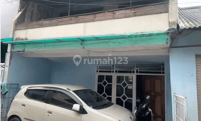 Dijual Rumah + Kontrakan di Jl. Pembangunan 3 Tangerang 1