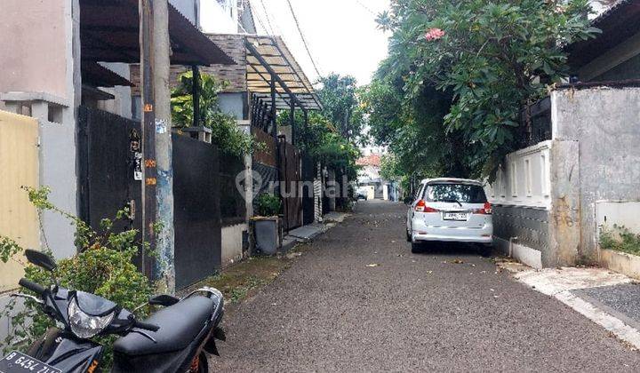 Rumah Siap.huni.jagakarsa.jalan.lebar 2