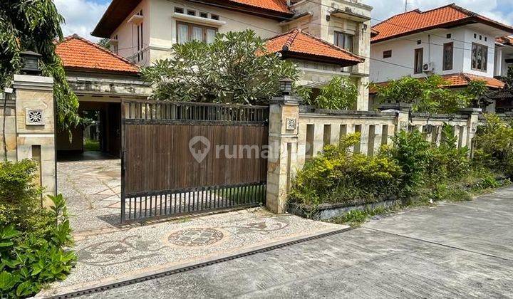 Freehold/d jual rumah mewah di kerobokan 1