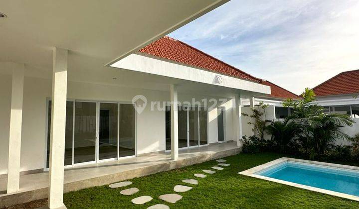 Cheap Luxury Villa For Rent In Canggu, 5 Minutes From The Beach 1