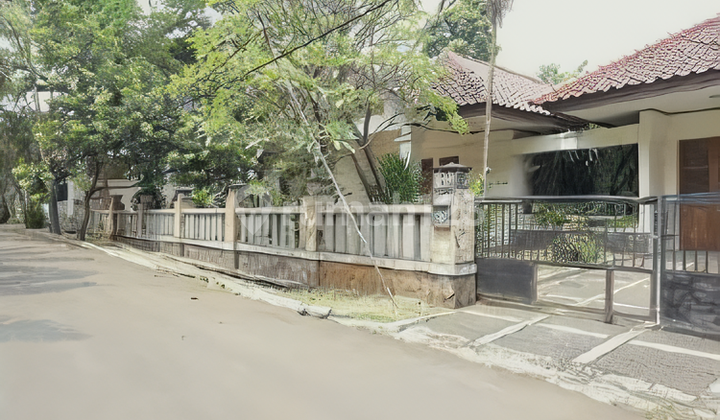 For Sale House in Dukuh Patra, Kuningan 2