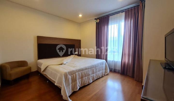 Bagus 3BR Apt dengan Akses Mudah di Permata Hijau Residence Apt 2
