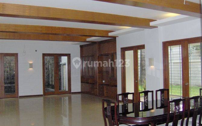 Nice And Spacious House With Strategic Location At Simprug Garden 2