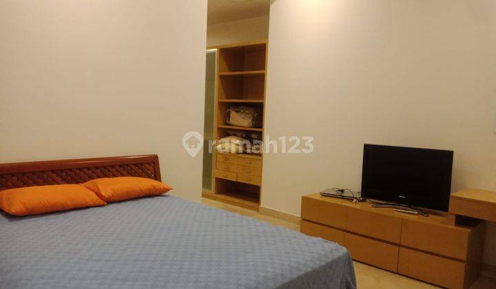 Nice 3br Apartment With Strategic Location At Senayan Residence 7