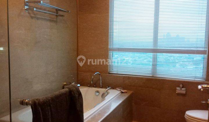 Nice 3br Apartment With Strategic Location At Senayan Residence 8