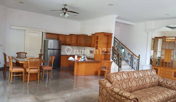 Nice And Spacious 4br House With Pool At Bsd Taman Giri Loka 1