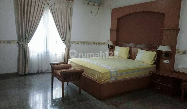 Nice And Spacious 4br House With Pool At Bsd Taman Giri Loka 2