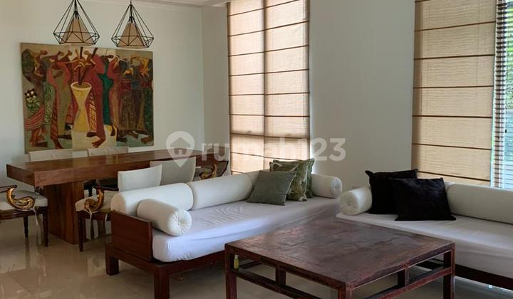 Nyaman 3BR Apt dengan Lokasi Akses Mudah di Sudirman Residence Apt