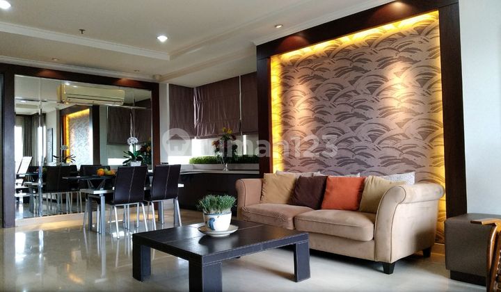 Nyaman 3BR Apt dengan Akses Mudah di Area Permata Hijau Residence