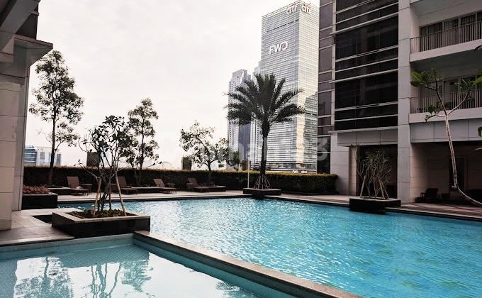 Nice 3BR Apt with Easy Access Location at Capital Residence