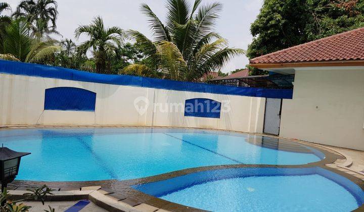 Nice And Spacious 4BR House With Pool At Bsd Taman Giri Loka 2