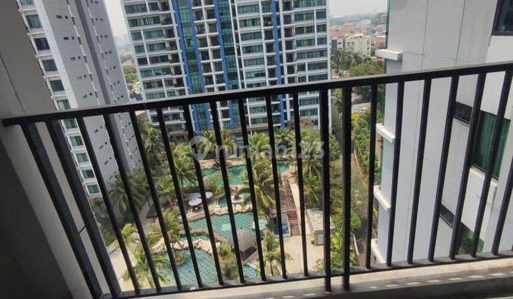 Very Nice 2BR Apt With Nice Pool View At Hampton Park Apt 2