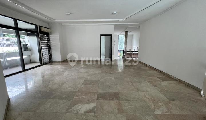 Nice And Spacious House With Strategic Location At Bangka, Kemang 2