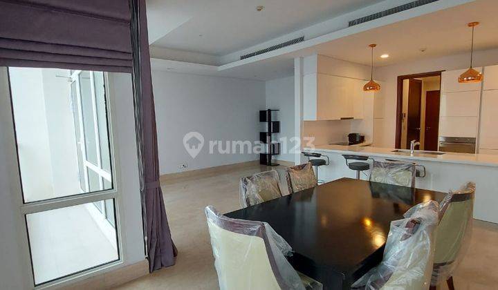 Very Nice 3BR Apt With Strategic Location At La Maison Barito 2