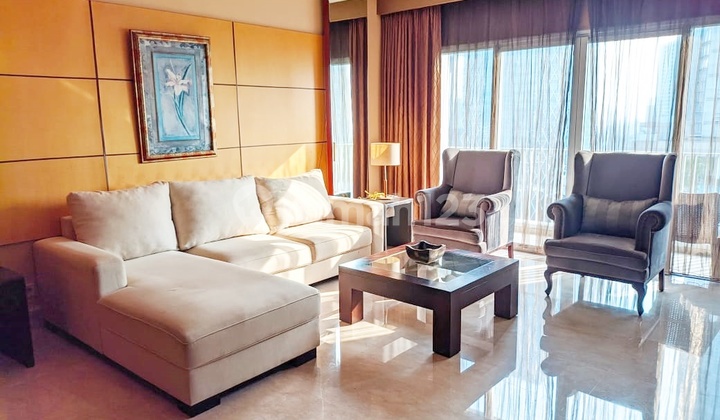 Nice and Cozy 3BR Apartment Located in Prime Area at The Capital Apartment