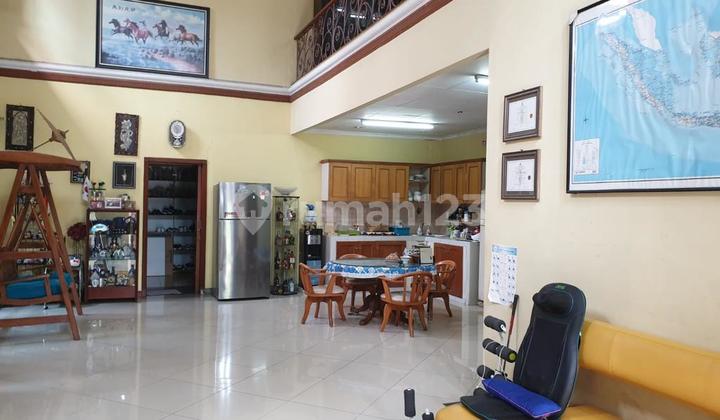 House with Strategic Location and Easy Access in Villa Cinere Mas 1